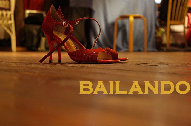 Bailando Enrique Iglesias