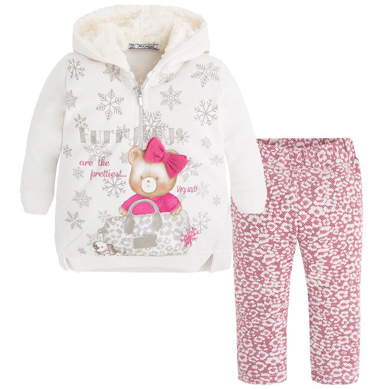 Conjunto de sudadera y leggins